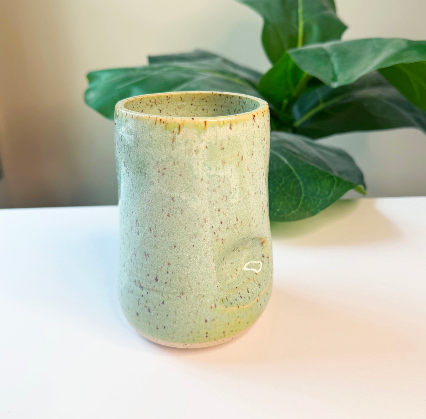 Mint Thumb Cup