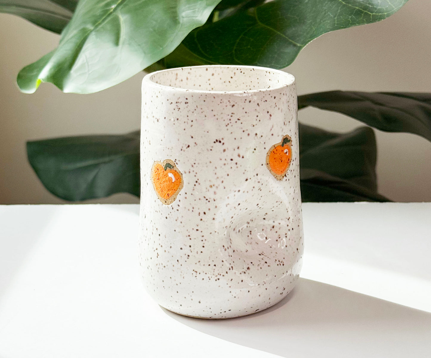 Peach Thumb Cup
