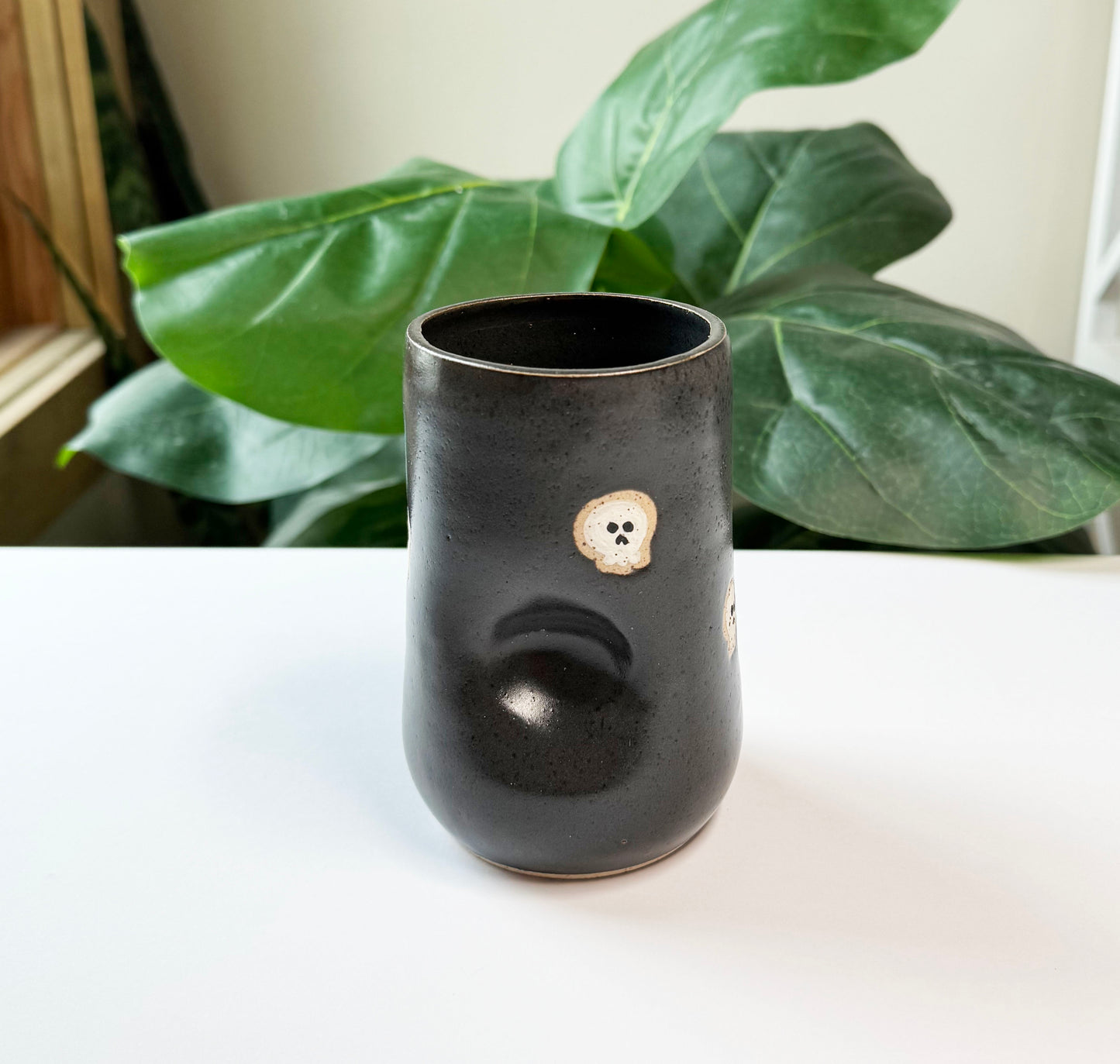 Skull Thumb Cup Pre Order