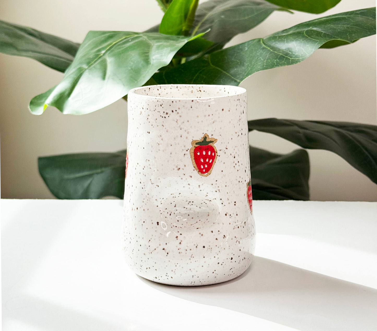 Strawberry Thumb Cup