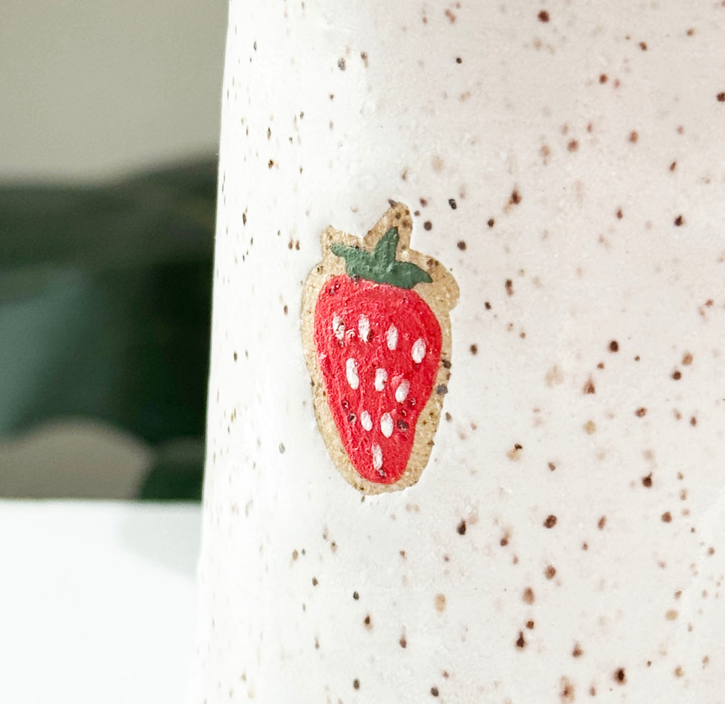 Strawberry Thumb Cup