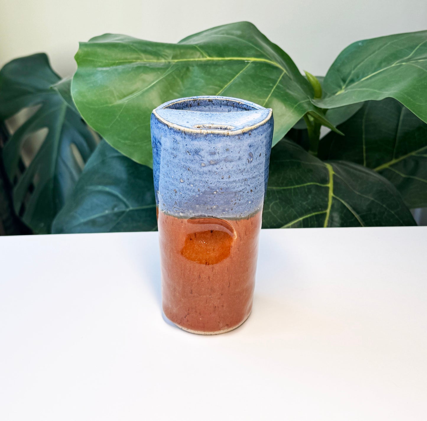 Western To-go Thumb Cup