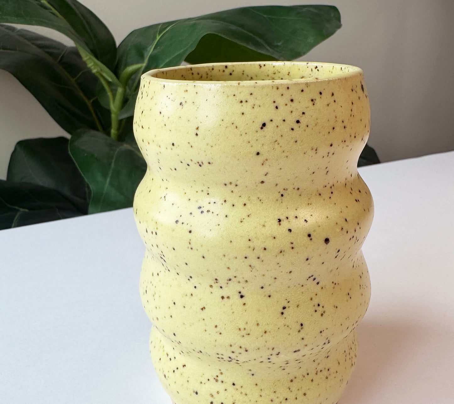 Butter Yellow Curvy Cup