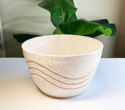 Lined dinner Bowl