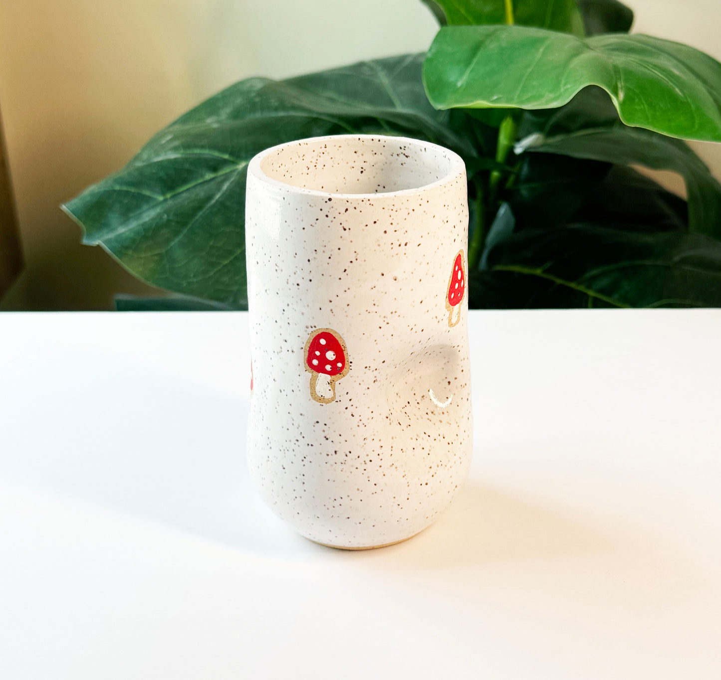 Mushroom Thumb Cup