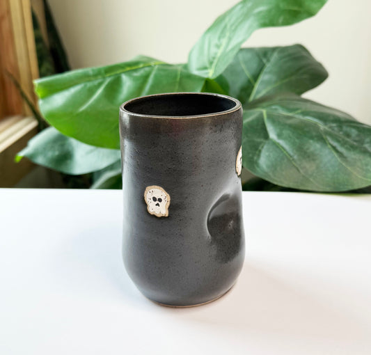 Skull Thumb Cup Pre Order