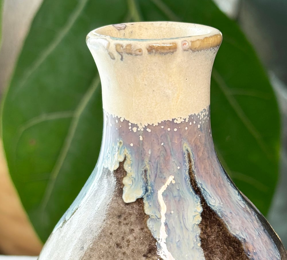 Smoke Vase