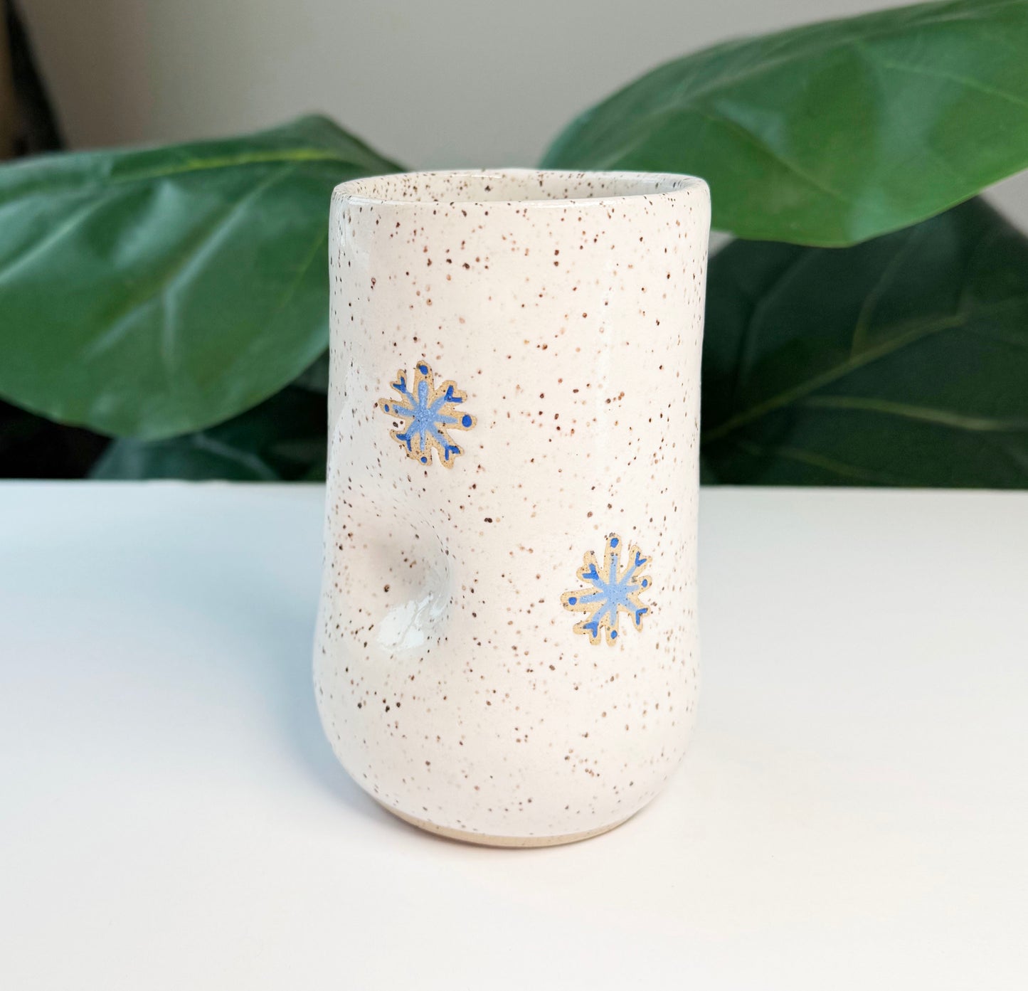 Snowflake Thumb Cup