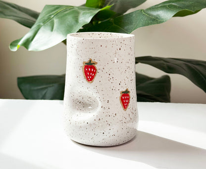 Strawberry Thumb Cup