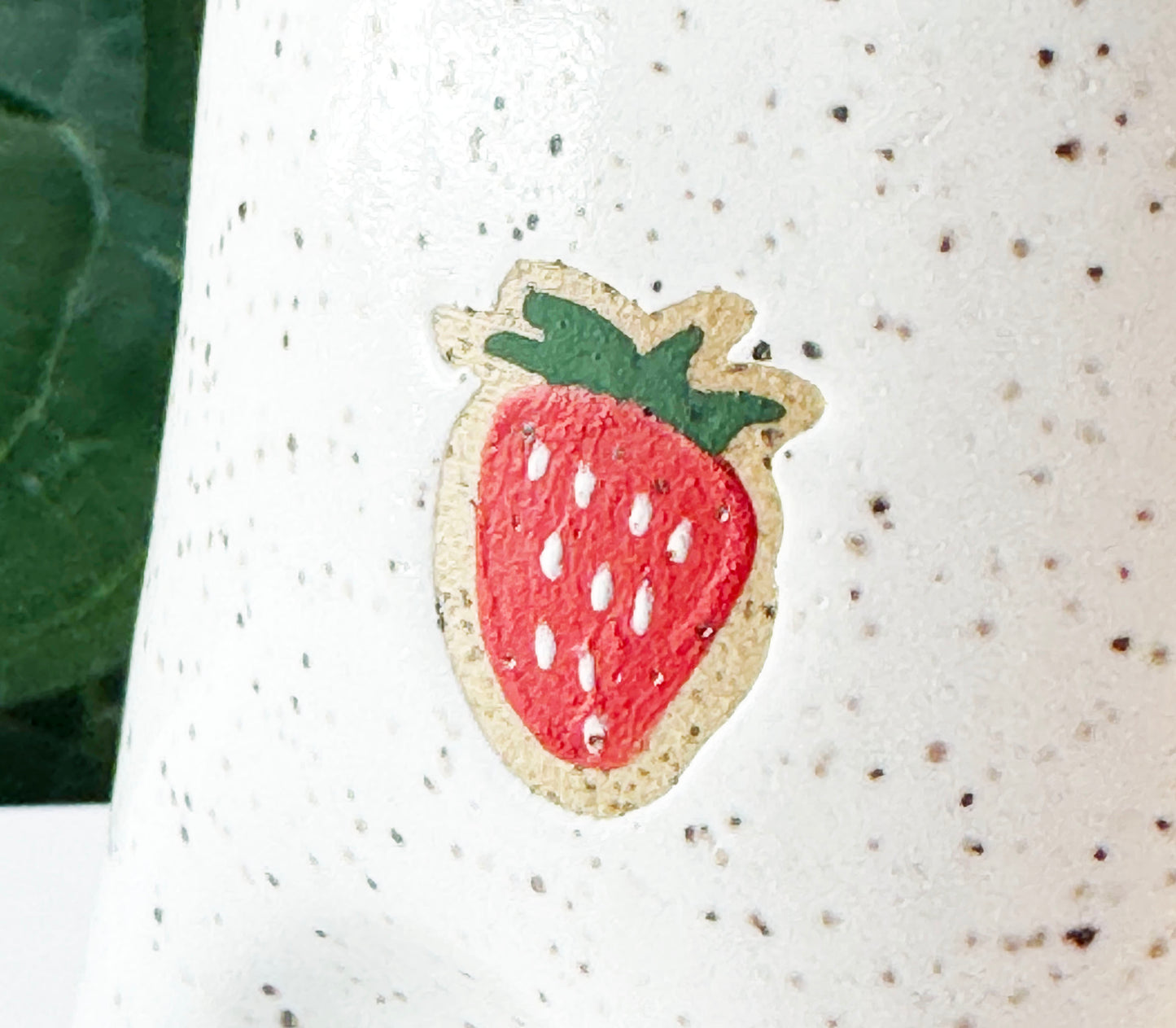 Strawberry Thumb Cup