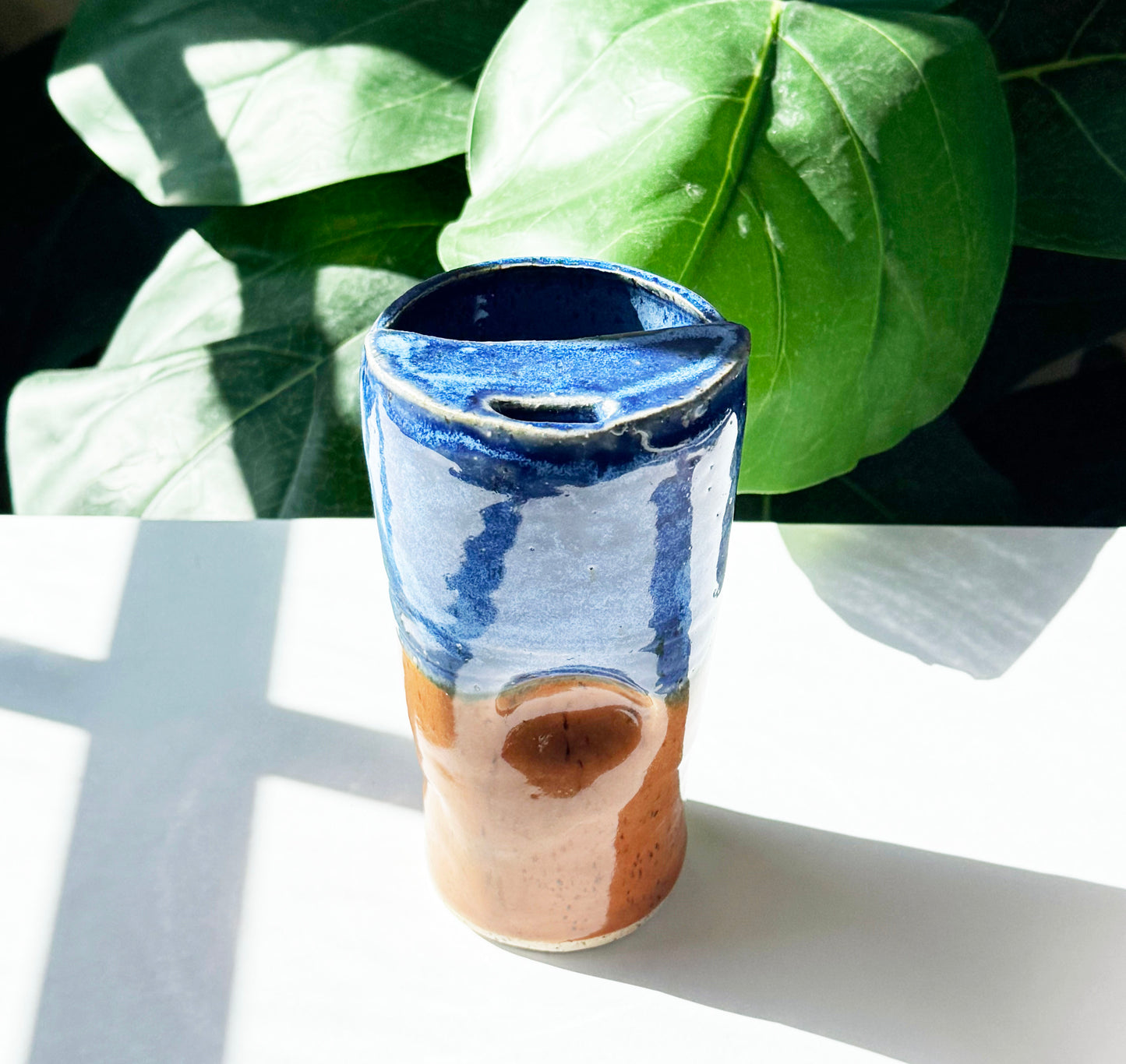 Western To-go Thumb Cup