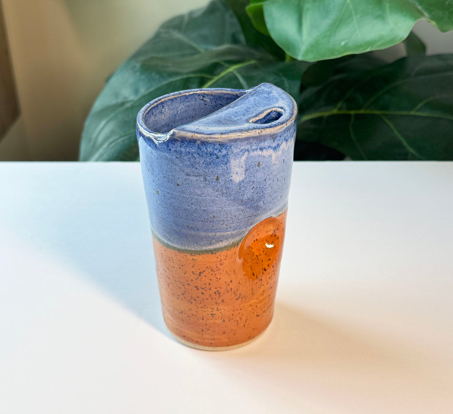 Western To-go Thumb Cup