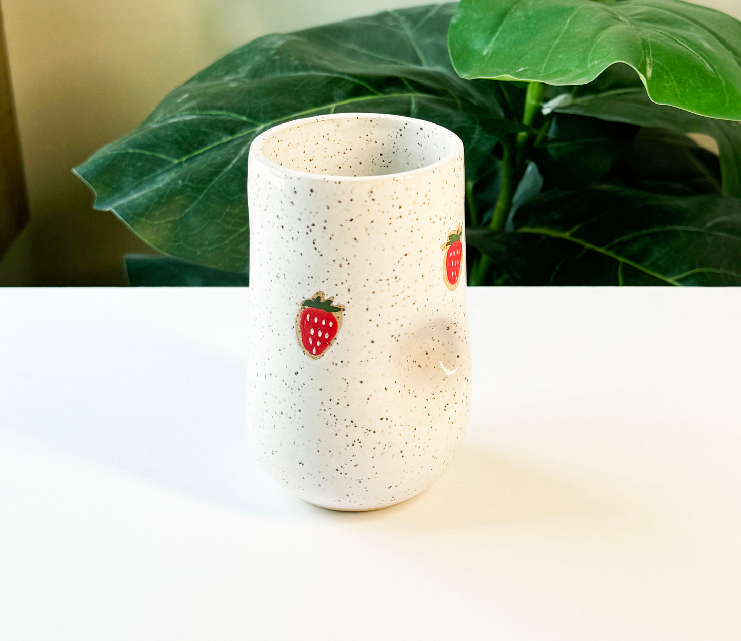 Strawberry Thumb Cup