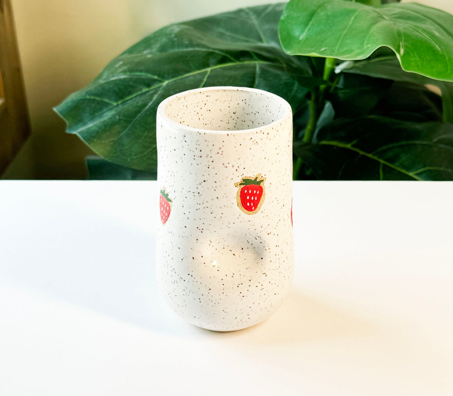 Strawberry Thumb Cup